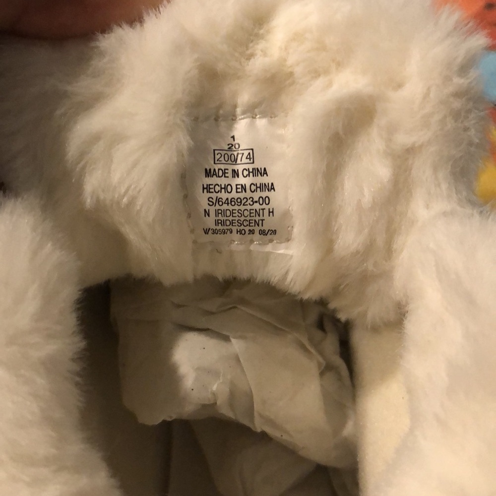 Old Navy Girls iridescent casual gold faux fur sneaker - Picture 3 of 6